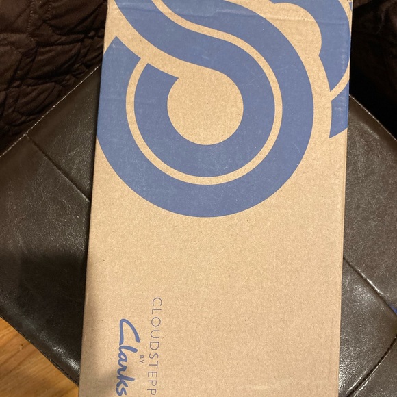 NEW Clarks Cloudsteppers Ayla Sloane Round Toe Slip On soft cushioned Flats 9.5 - Picture 3 of 4